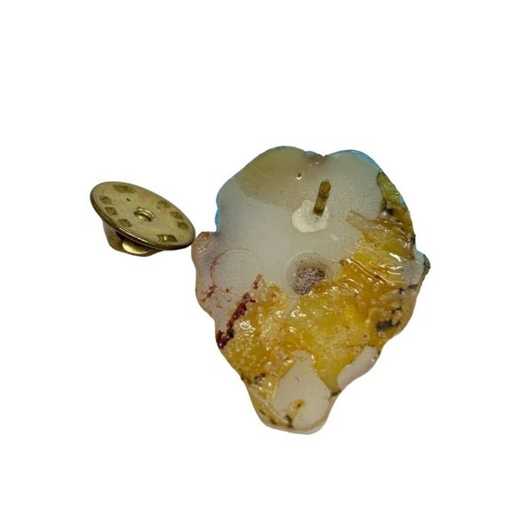 Vintage Resin Lapel Pin Old Man Sticking Tongue Out 1.25" - Picture 4 of 4